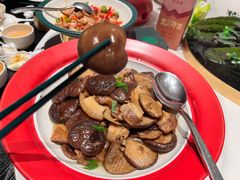 椴木香菇烧肉-观宴·品质赣菜(高新大道店)