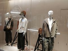 -URBAN REVIVO(西安Momopark店)