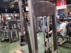 -英派斯健身游泳馆