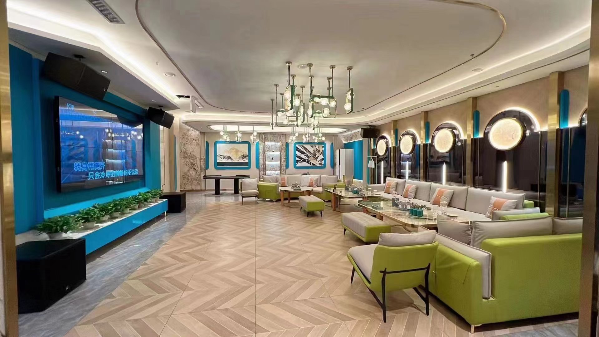 郑州桃花秀演艺ktv=你是否曾想过融入其中!