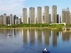 -南京眼步行桥