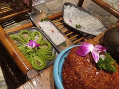 -老牌坊云南鱼豆花火锅(爱建店)