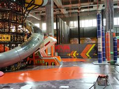 -嗨翻Hi-Fun竞技主题乐园·蹦床亲子生日轰趴(国光1937店)