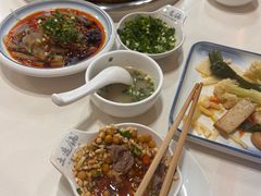 -土连锅·现熬养生汤锅(梁家巷店)