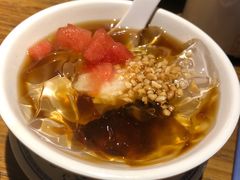 -沪小二炭火蛙锅(淮海中路美食不夜城店)
