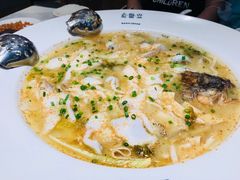 -渔语鱼酸菜鱼新川菜(来福士店)