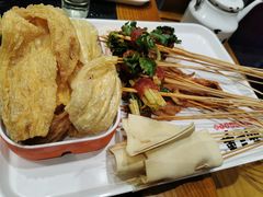 -两三事小郡肝串串香火锅(桂庙店)