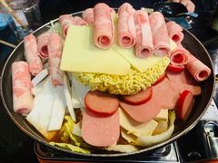 -炙韩料理·部队锅专门店