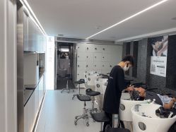 -厘里·salon