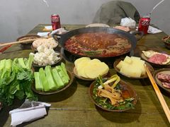 -黄潇洒老火锅(九眼桥宏济巷店)