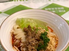 老成都担担面-渔语鱼新川菜Bistro(万象天地店)