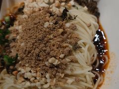 -诚铭记·虾仁汤包·成都小吃(融创店)