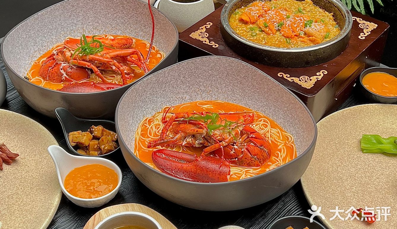 成都首家蟹粉饭🦀️答应我一定吃一口波龙腿   
