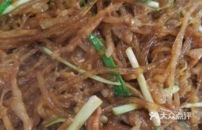 Sour Cabbage Pork Fillet with Vermicelli