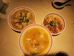 -八二小区抄手(龙湖上城天街店)