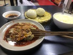 -郑家包子牛肉拉面(尚勤路店)