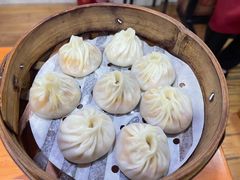 -莱莱小笼·乔艾