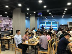 大堂-老虎滩大连海鲜烧烤(建邺云锦路总店)