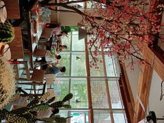 -蜜桃餐厅·伴山(湖滨商业街店)