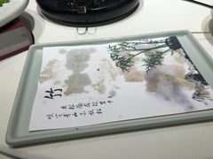 脆皮乳鸽-千百味红餐厅·江西菜(绿地双子塔店)