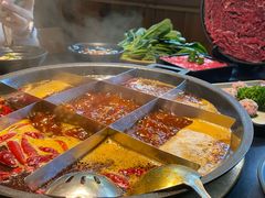 -哥老官重庆美蛙鱼头(西湖银泰十一哥店)