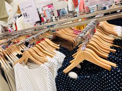 -优衣库(石家庄裕华万达广场店)