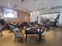 -RIVIERA 松鹤楼(外滩店)