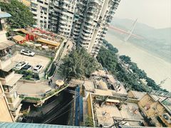-白象居
