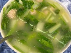 -闯关东东北农家菜(崂山石老人店)