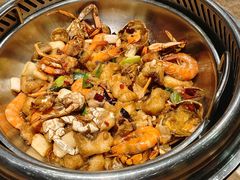-七欣天香辣蟹火锅(上海银亿滨江店)