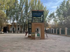 -艾提尕尔清真寺