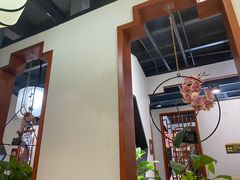 -乡土黄·鲜牛肉火锅·小龙虾(兴业街店)