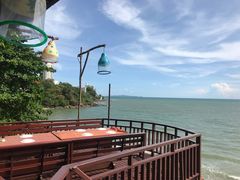 -卷心菜和避孕套餐厅(Pattaya)
