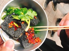 -黑色经典臭豆腐·湖南特产(潇湘文化店)
