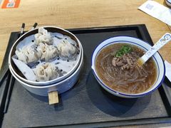 鲜肉冬笋烧麦-景芳周大姐(国大城市广场店)