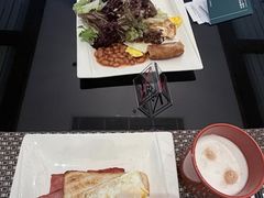 -上海虹桥西郊假日酒店