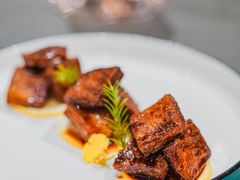 脆皮松板肉-新光酒家·河豚·海鲜·蟹料理(浦东店)