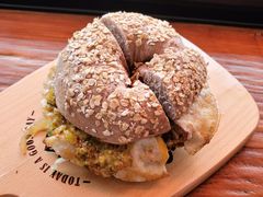 -Catch Bagel(芳草地店)