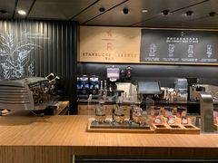-星巴克臻选(国贸商城首店)