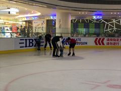 -冠军冰场(环球中心店)