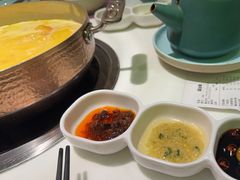 -洪氏嗨捞·猪肚鸡火锅(阳光天地店)
