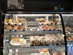 面包甜点陈列柜-星巴克(常州新北公园店)