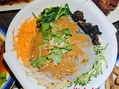 -靠山屯东北农家菜(八龙桥雅苑店)