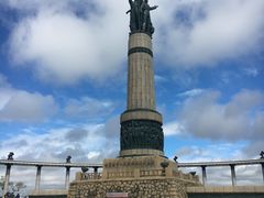 -人民防洪胜利纪念塔