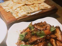 最爱地三鲜-95号酱骨·一块豆腐(展春园西路店)