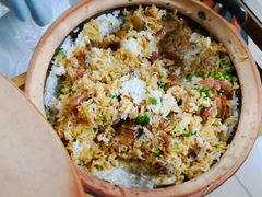 煲仔饭-鸿渡渔庄·特色鸭咀鱼