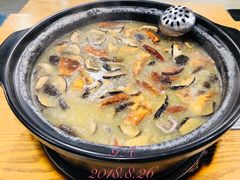 -菌海森林·非遗野生菌火锅(西山区滇池路摩根道店)