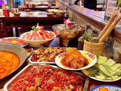 -萍姐火锅·公路夜市(武汉首店)