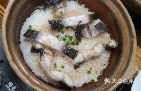 Dried Eel Braised Rice in Clay Pot