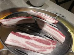 -哈哈碳都·牛肋条无限自助烤肉(台江万达店)